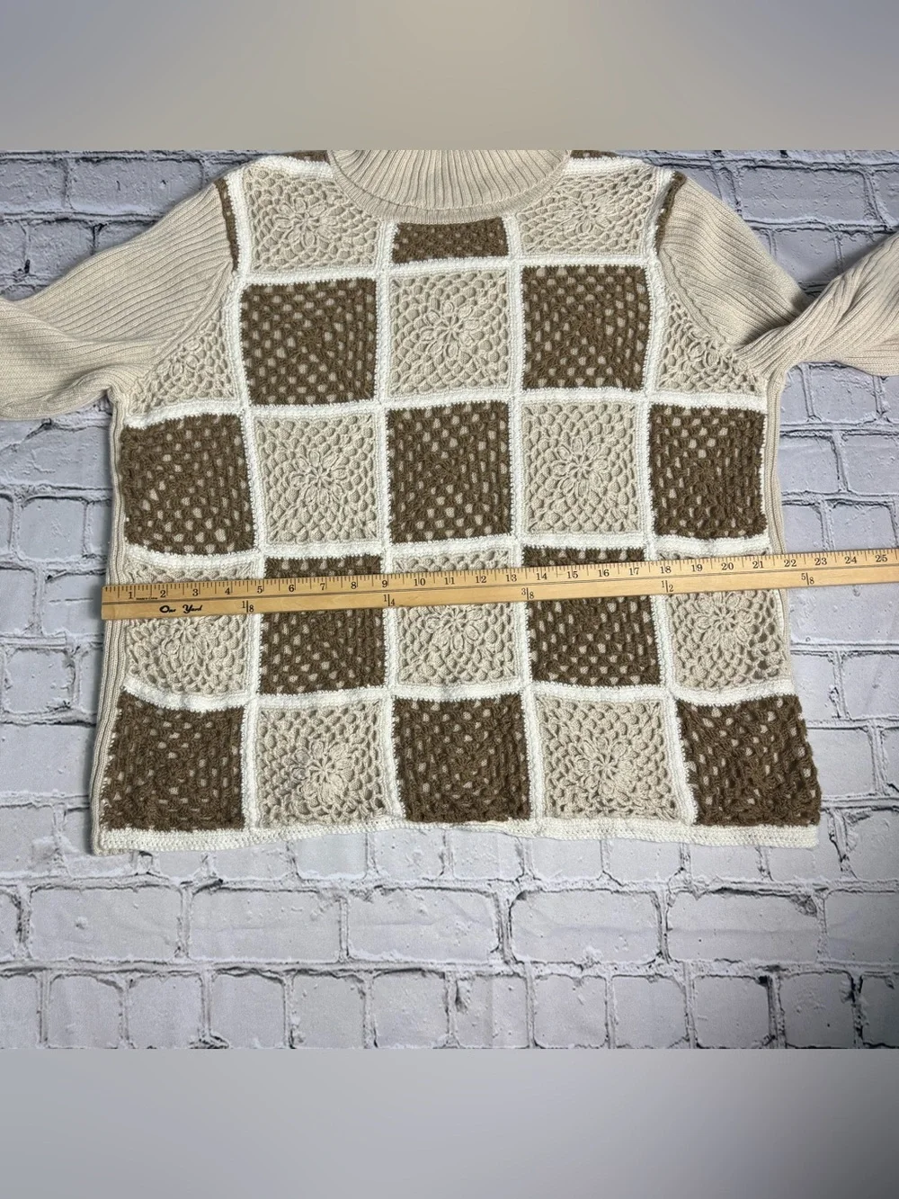 Vtg Y2K Villager Liz Claiborne Cream Brown Crochet Patchwork Turtleneck Sweater